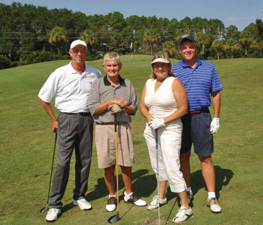 Have fun with friends while golfing